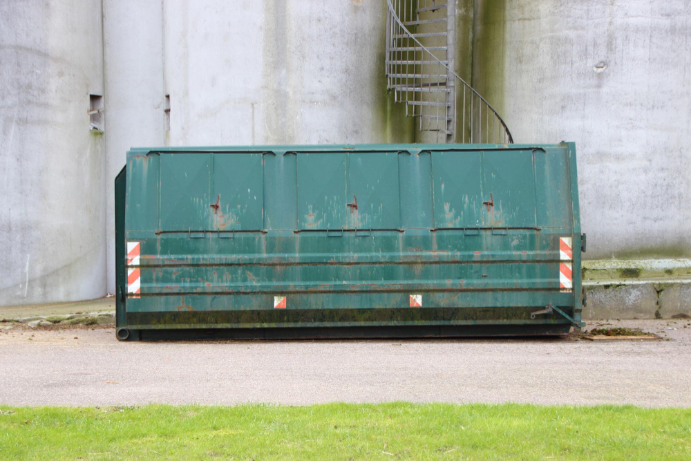 Roll Off Dumpster Rental: Your Complete Guide to Waste Management