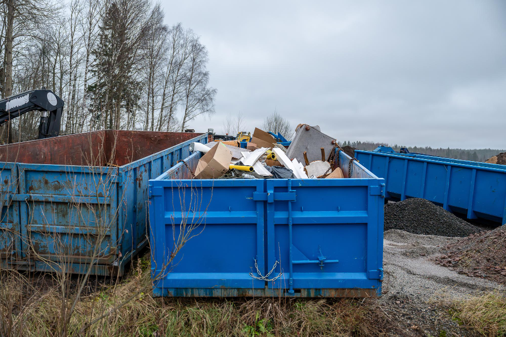 Do You Need a Roll Off Container Permit in Florida?