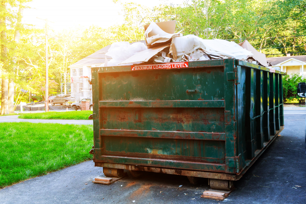 Top Reasons Why Renting a Roll-Off Container Benefits You