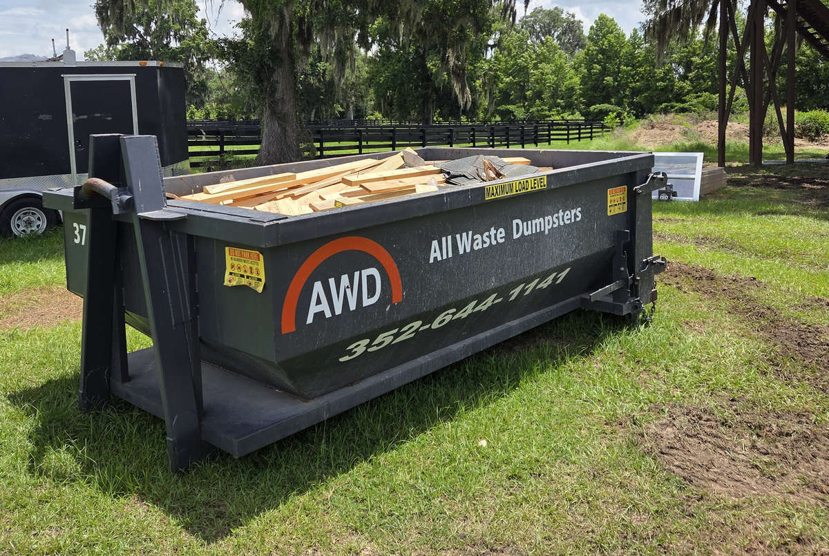 What Size Roll-Off Dumpster Do You Need in Ocala?